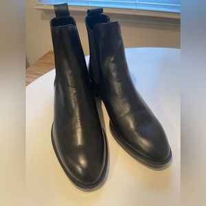 Zara Chelsea Ankle Boot Size 9US /40EU